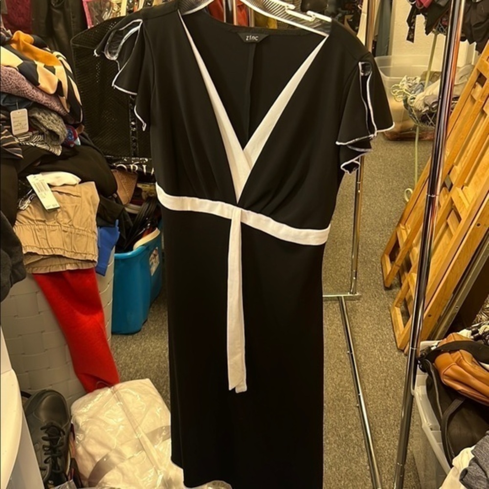 Zinc Black and White Sheath Midi Dress with Flutter Sleeves